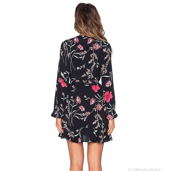 Privacy Please Perry Dress - Picture 3 of 12